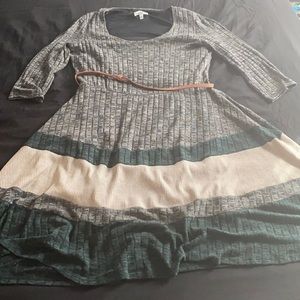 Medium sleeve length, flare dress